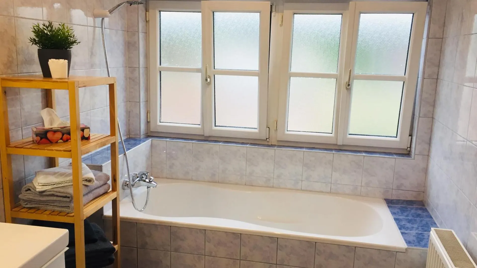 Apartment Ruhige 3-Zimmer-Wohnung Am Stadtrand Mit Bergblick Salzburg Austria