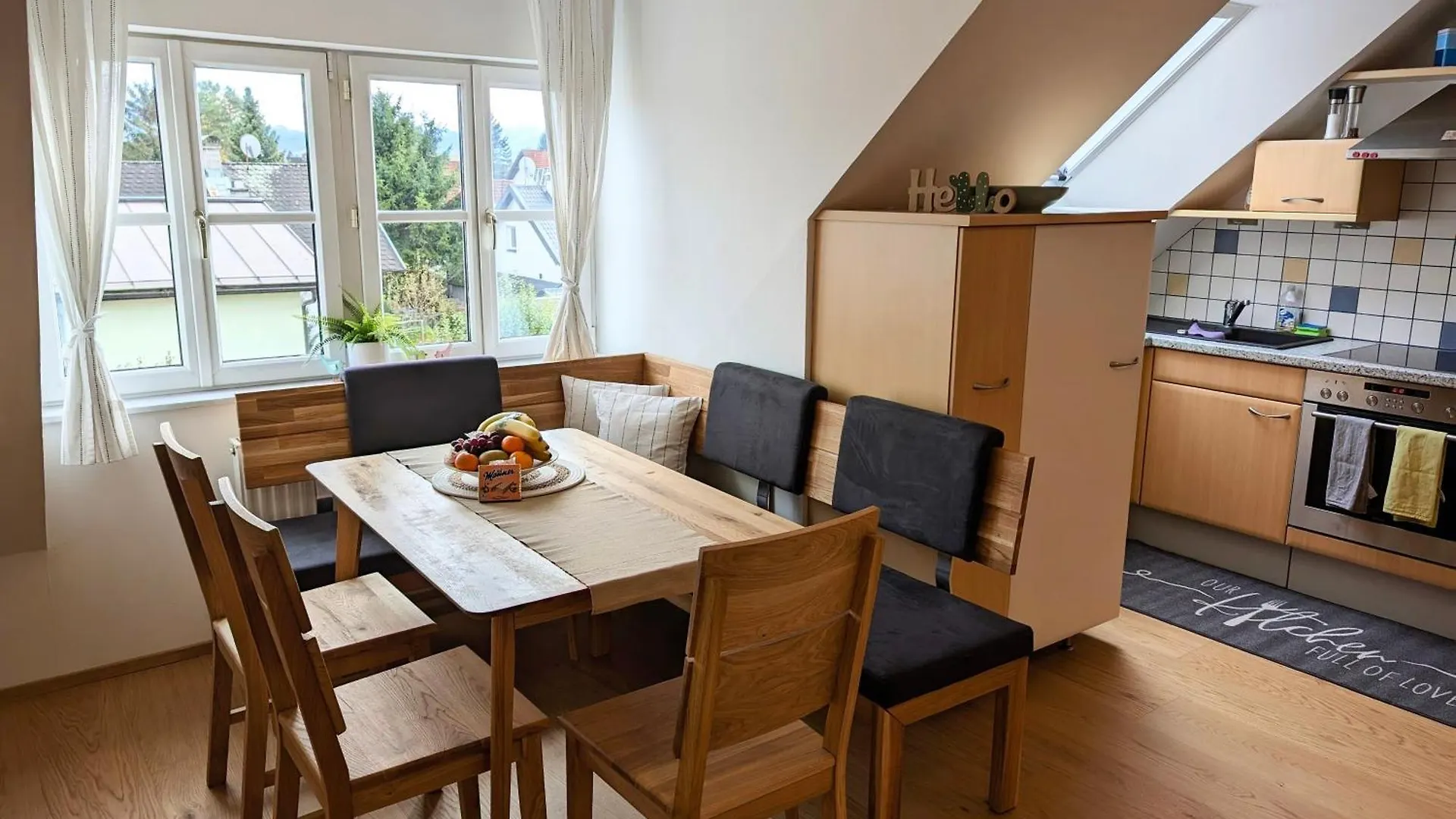 Ruhige 3-Zimmer-Wohnung Am Stadtrand Mit Bergblick Salzburg 0*,  Austria